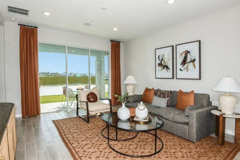 Casa en venta en San Antonio, Florida, 4 dormitorios, 166.3 m2 № 2238623 - foto 3