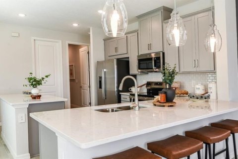 Casa en venta en San Antonio, Florida, 4 dormitorios, 166.3 m2 № 2238623 - foto 2