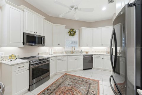 Villa ou maison à vendre à Winter Haven, Floride: 3 chambres, 215.44 m2 № 2360556 - photo 14