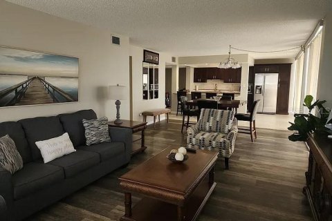 Condo in Clearwater, Florida, 2 bedrooms  № 1899060 - photo 7