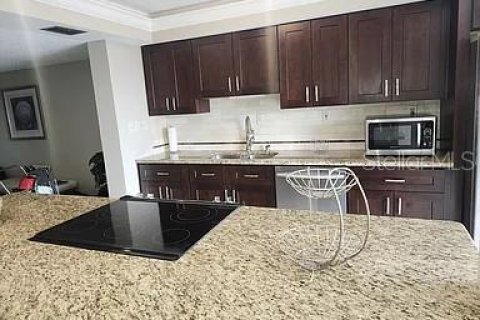 Condo in Clearwater, Florida, 2 bedrooms  № 1899060 - photo 3