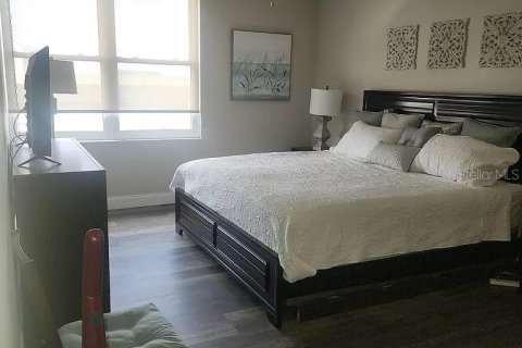 Condo in Clearwater, Florida, 2 bedrooms  № 1899060 - photo 15