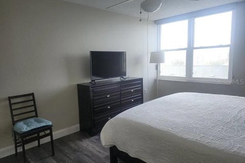 Condo in Clearwater, Florida, 2 bedrooms  № 1899060 - photo 21