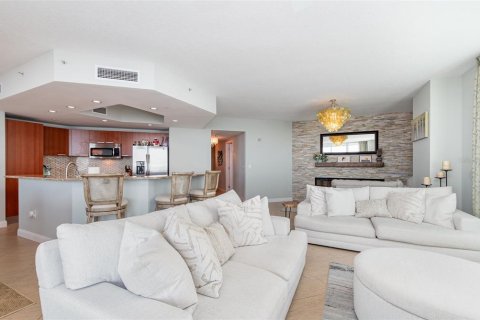 Condo in Daytona Beach, Florida, 3 bedrooms  № 1841425 - photo 7