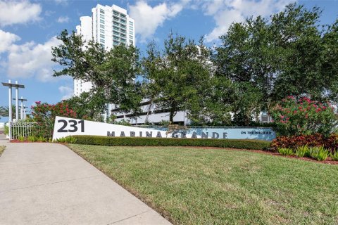 Condo in Daytona Beach, Florida, 3 bedrooms  № 1841425 - photo 2