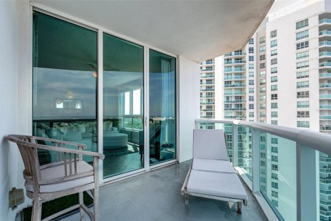 Condo in Daytona Beach, Florida, 3 bedrooms  № 1841425 - photo 26