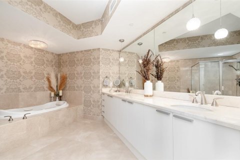 Condo in Daytona Beach, Florida, 3 bedrooms  № 1841425 - photo 18
