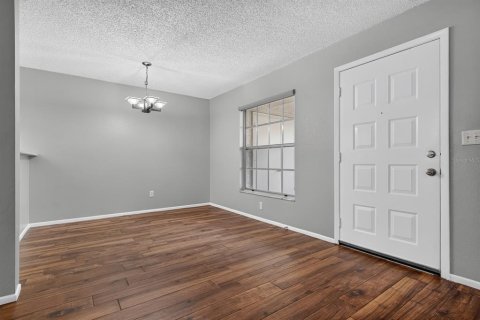 Condo in Palm Harbor, Florida, 2 bedrooms  № 2388094 - photo 16