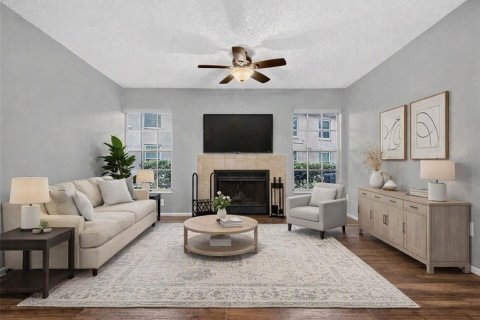 Condo in Palm Harbor, Florida, 2 bedrooms  № 2388094 - photo 7