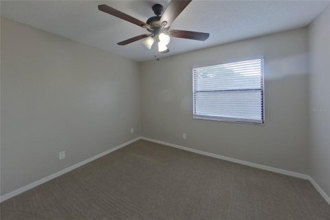 Villa ou maison à louer à Tampa, Floride: 3 chambres, 219.25 m2 № 2385956 - photo 10