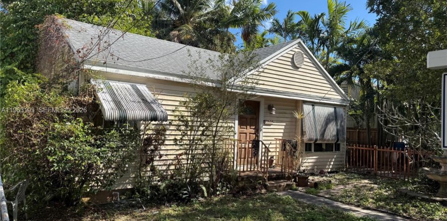 Дом в Саут-Майами, Флорида 4 спальни, 140.28м2 № 2025733