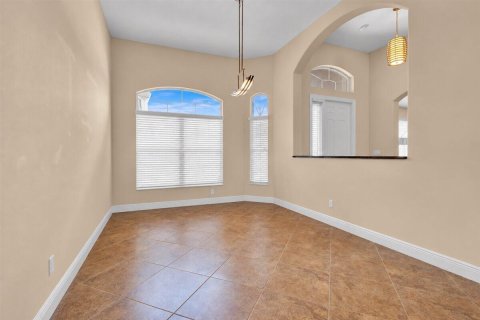 Villa ou maison à vendre à St. Lucie, Floride: 3 chambres, 248.79 m2 № 2417580 - photo 15