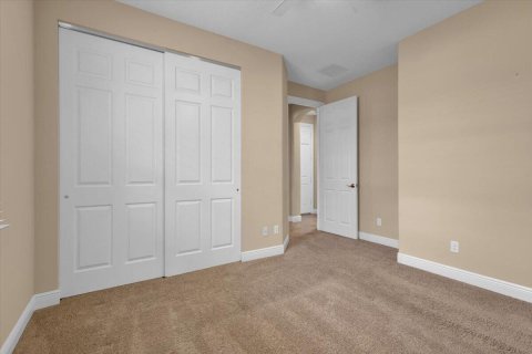 Villa ou maison à vendre à St. Lucie, Floride: 3 chambres, 248.79 m2 № 2417580 - photo 30