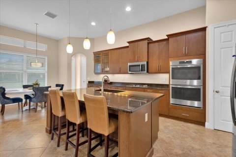 Villa ou maison à vendre à St. Lucie, Floride: 3 chambres, 248.79 m2 № 2417580 - photo 25
