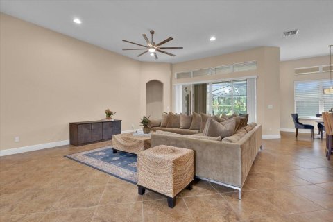 Villa ou maison à vendre à St. Lucie, Floride: 3 chambres, 248.79 m2 № 2417580 - photo 18
