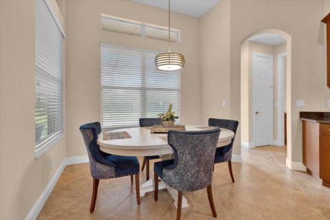 Villa ou maison à vendre à St. Lucie, Floride: 3 chambres, 248.79 m2 № 2417580 - photo 26