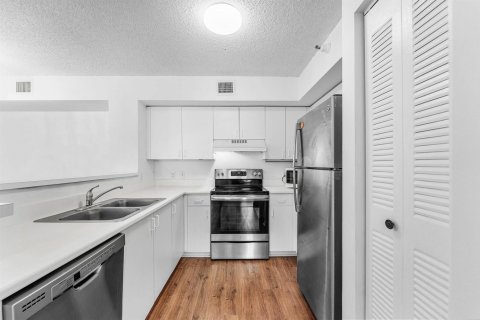 Copropriété à louer à Hypoluxo, Floride: 2 chambres, 96.25 m2 № 2366274 - photo 11