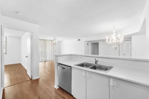 Copropriété à louer à Hypoluxo, Floride: 2 chambres, 96.25 m2 № 2366274 - photo 13