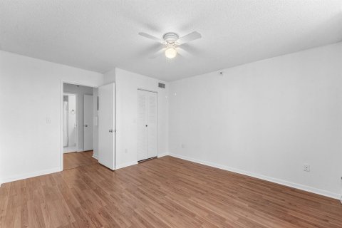 Copropriété à louer à Hypoluxo, Floride: 2 chambres, 96.25 m2 № 2366274 - photo 15