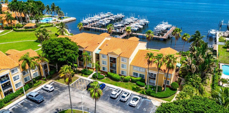 Condo à Hypoluxo, Floride, 2 chambres  № 2366274