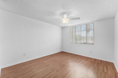 Copropriété à louer à Hypoluxo, Floride: 2 chambres, 96.25 m2 № 2366274 - photo 20