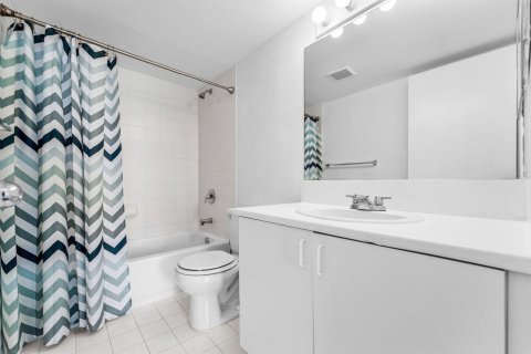 Copropriété à louer à Hypoluxo, Floride: 2 chambres, 96.25 m2 № 2366274 - photo 17