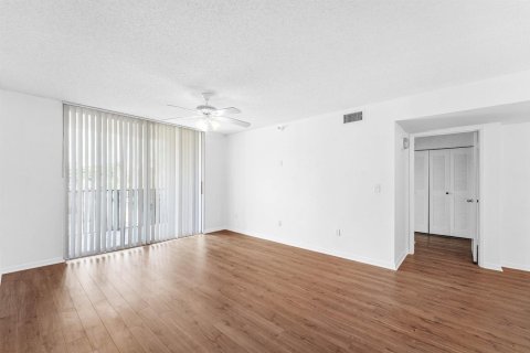 Copropriété à louer à Hypoluxo, Floride: 2 chambres, 96.25 m2 № 2366274 - photo 6