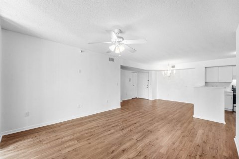 Copropriété à louer à Hypoluxo, Floride: 2 chambres, 96.25 m2 № 2366274 - photo 7