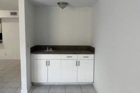 Touwnhouse à louer à Delray Beach, Floride: 3 chambres, 137.68 m2 № 2293581 - photo 8