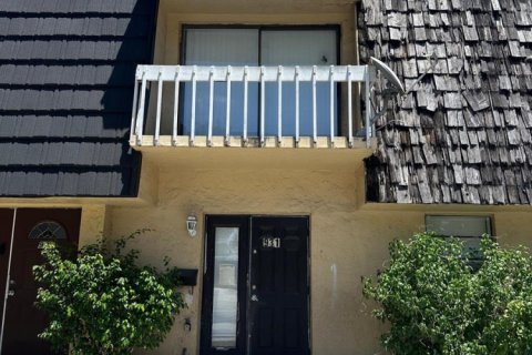 Touwnhouse à louer à Delray Beach, Floride: 3 chambres, 137.68 m2 № 2293581 - photo 2
