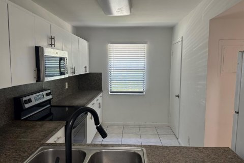 Touwnhouse à louer à Delray Beach, Floride: 3 chambres, 137.68 m2 № 2293581 - photo 10