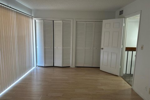 Touwnhouse à louer à Delray Beach, Floride: 3 chambres, 137.68 m2 № 2293581 - photo 16