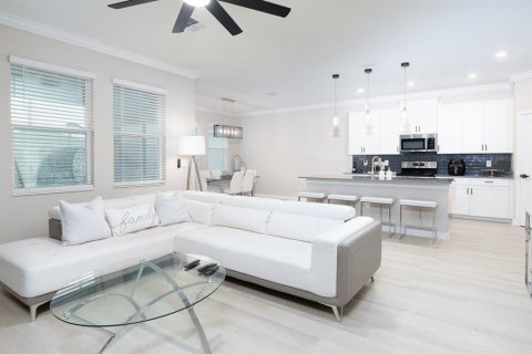 Villa ou maison à louer à Davenport, Floride: 3 chambres, 231.88 m2 № 2166220 - photo 10