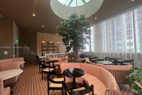 Купить кондоминиум в Майами, Флорида 2 спальни, № 2037679 - фото 3