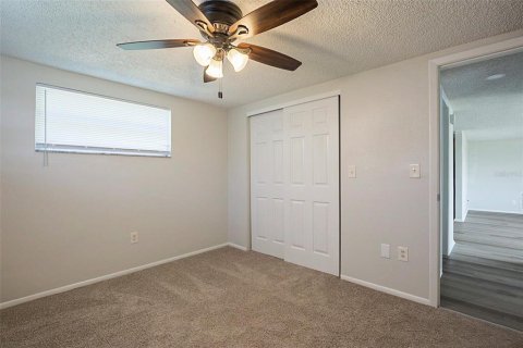 House in Port Richey, Florida 2 bedrooms, 104.79 sq.m. № 1821075 - photo 28