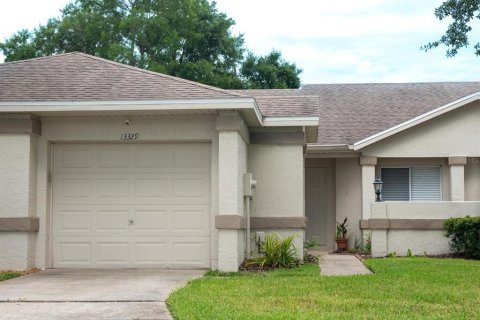 House in Orlando, Florida 2 bedrooms, 102.94 sq.m. № 2200769