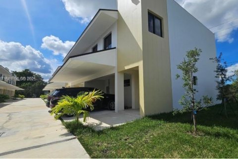 Touwnhouse à Florida City, Floride 3 chambres, 164.07 m2 № 1989383