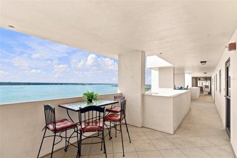 Condominio en venta en Clearwater, Florida, 2 dormitorios, 101.64 m2 № 2208651 - foto 6