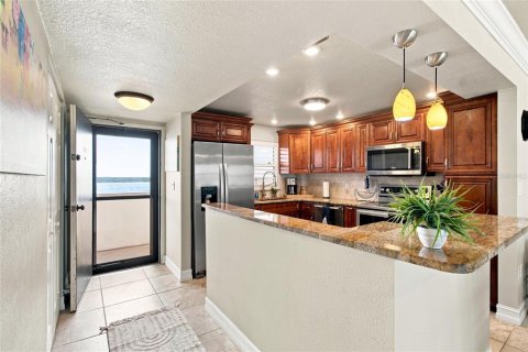 Condominio en venta en Clearwater, Florida, 2 dormitorios, 101.64 m2 № 2208651 - foto 3