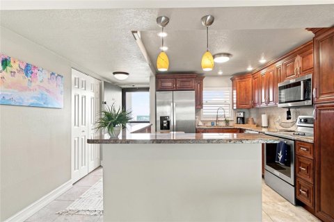 Condominio en venta en Clearwater, Florida, 2 dormitorios, 101.64 m2 № 2208651 - foto 7