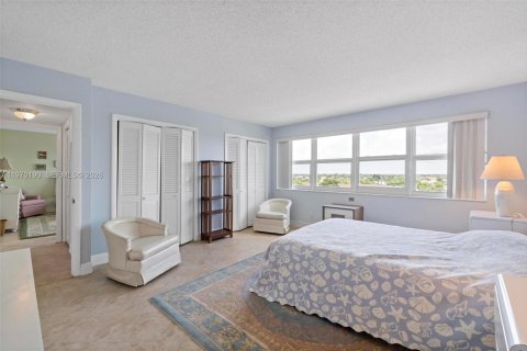 Купить кондоминиум в Форт-Лодердейл, Флорида 3 спальни, 230.4м2, № 2031922 - фото 19