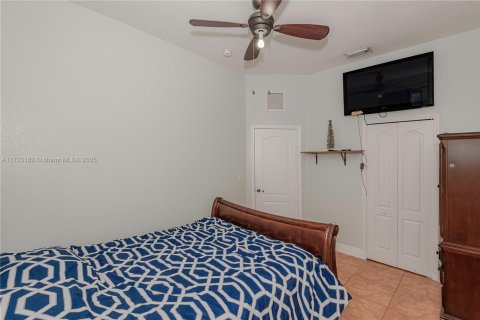 Casa en venta en Miami Lakes, Florida, 4 dormitorios, 253.81 m2 № 1861379 - foto 23