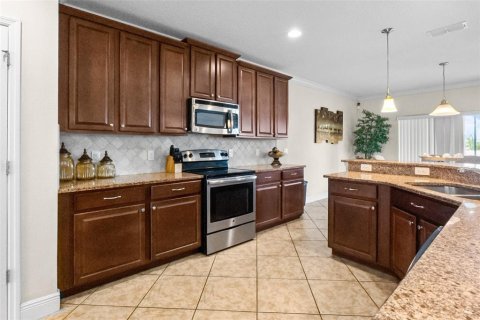 Casa en venta en Groveland, Florida, 4 dormitorios, 300.82 m2 № 2310072 - foto 12