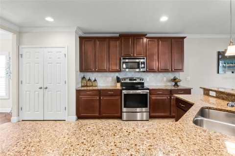 Casa en venta en Groveland, Florida, 4 dormitorios, 300.82 m2 № 2310072 - foto 9