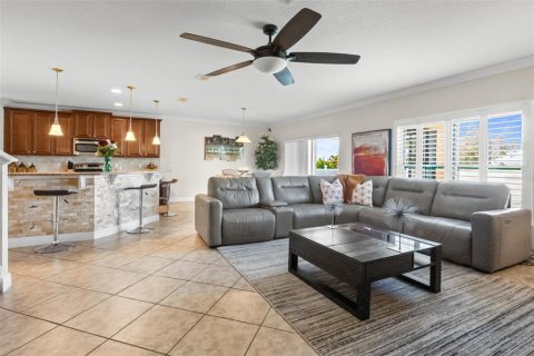 Casa en venta en Groveland, Florida, 4 dormitorios, 300.82 m2 № 2310072 - foto 20