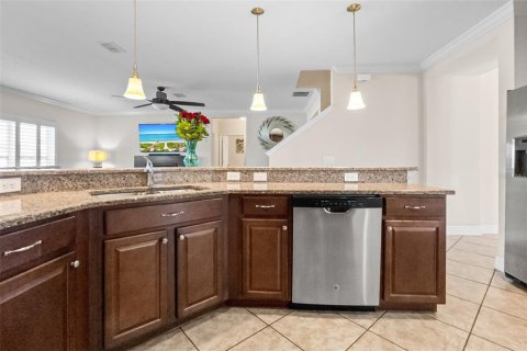 Casa en venta en Groveland, Florida, 4 dormitorios, 300.82 m2 № 2310072 - foto 14