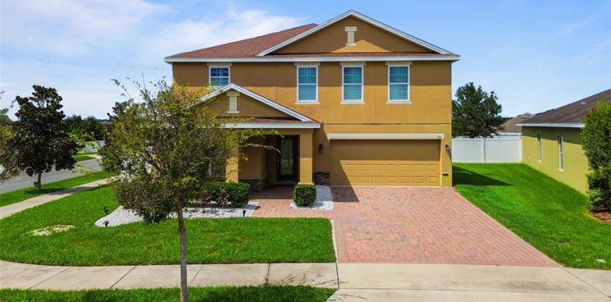 Casa en Groveland, Florida 4 dormitorios, 300.82 m2 № 2310072