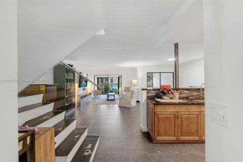 Купить таунхаус в Лодерхилл, Флорида 3 спальни, 143.07м2, № 1957261 - фото 4