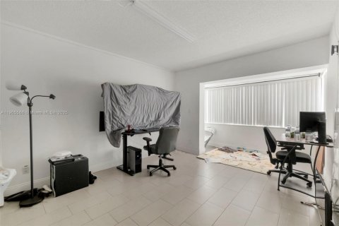 Купить таунхаус в Лодерхилл, Флорида 3 спальни, 143.07м2, № 1957261 - фото 21