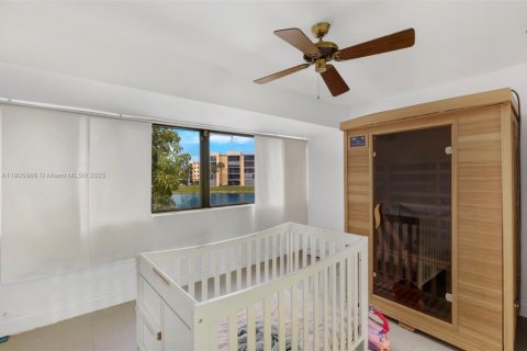 Купить таунхаус в Лодерхилл, Флорида 3 спальни, 143.07м2, № 1957261 - фото 18